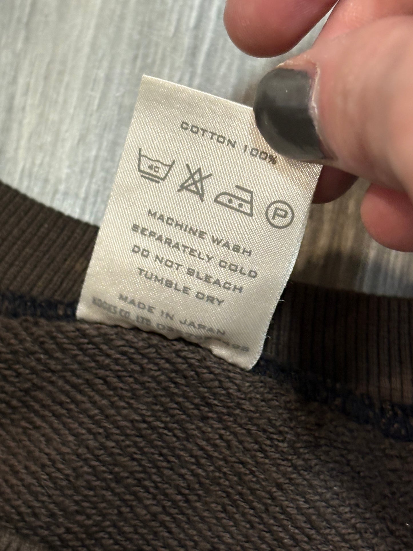 Number (N)one SS01 School of visual comedy sweater