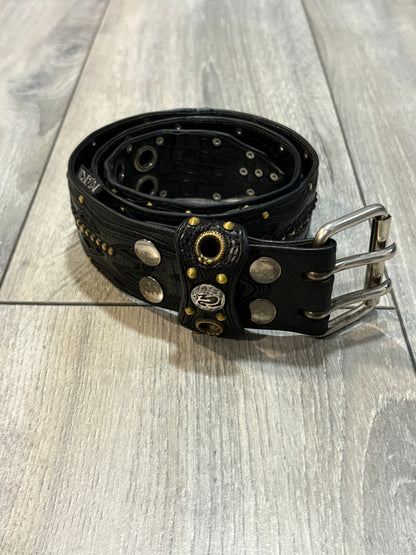Kmrii Double Prong Belt
