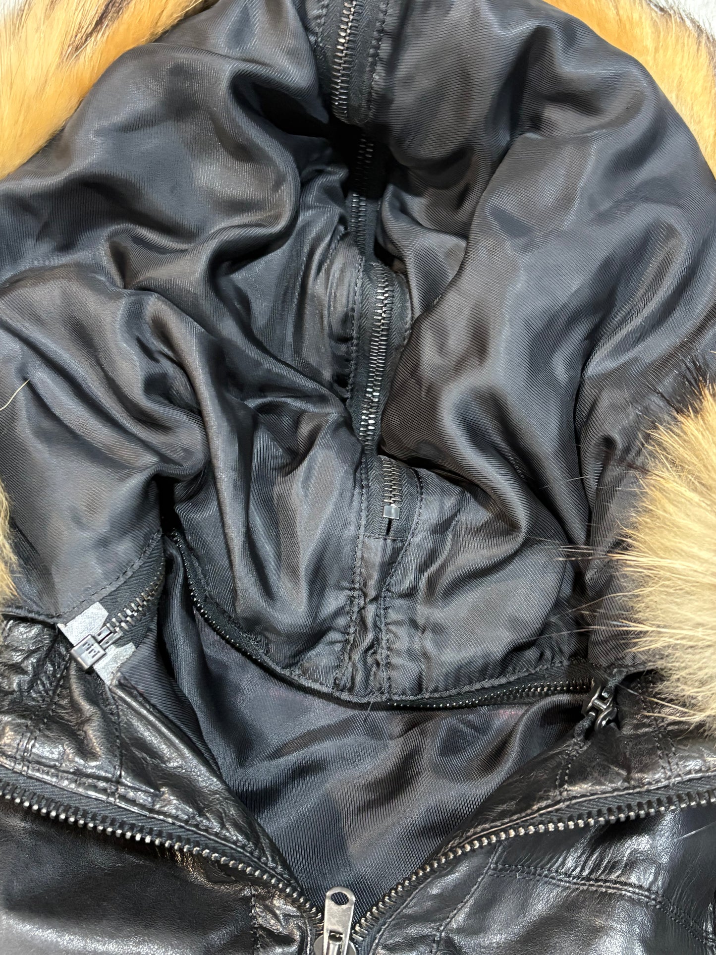 Lithium Homme Cow Leather Raccoon Fur Jacket