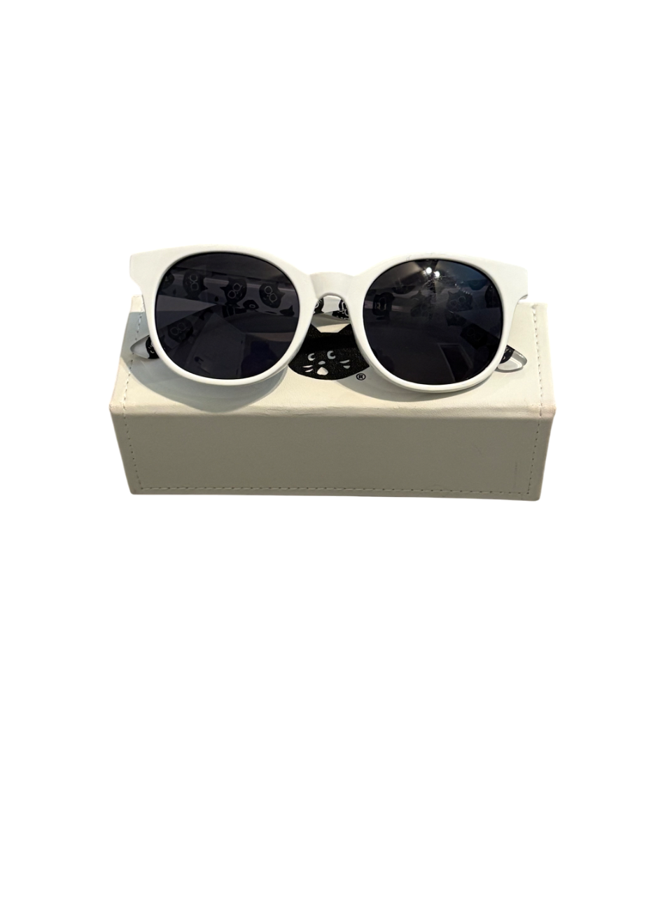 Ne-net nya glasses