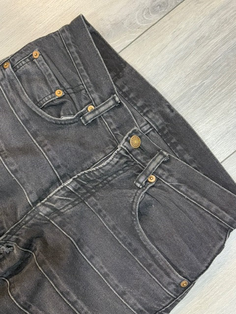 Hysteric Glamour Pierced Black Hagis